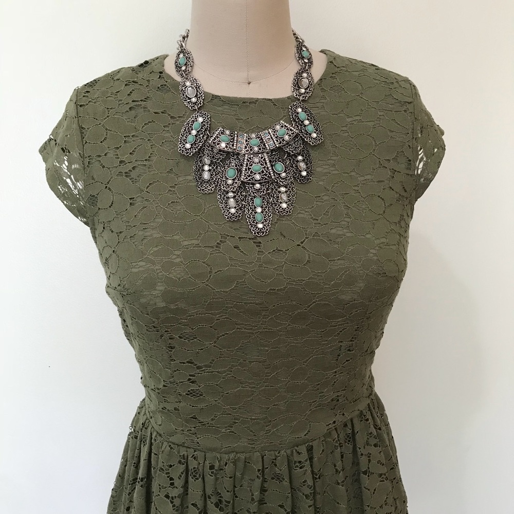 H&M lace skater dress small